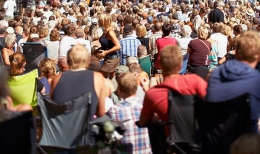 Teaterbesökarna finns i åtta områden