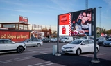 Digital Out Of Home - Supermarket On Store