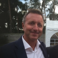 Robert Bäcklin